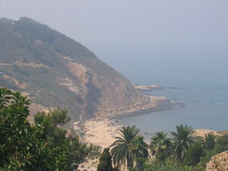 iwa bach mat9ilchi had behar makay3rfo tawahid
